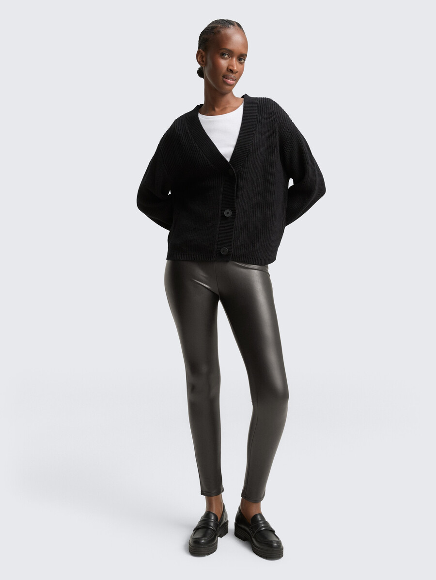 leggings con efecto cuero