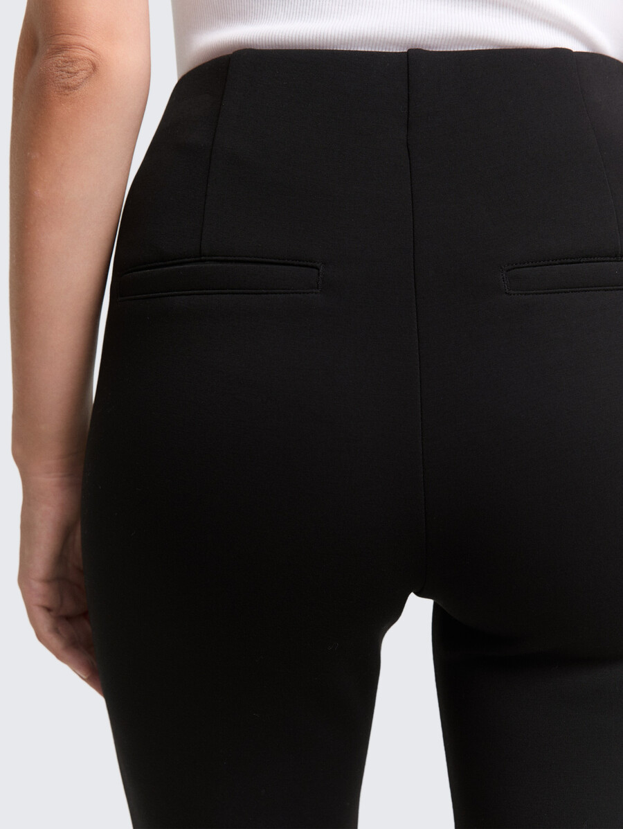 treggings acampanados