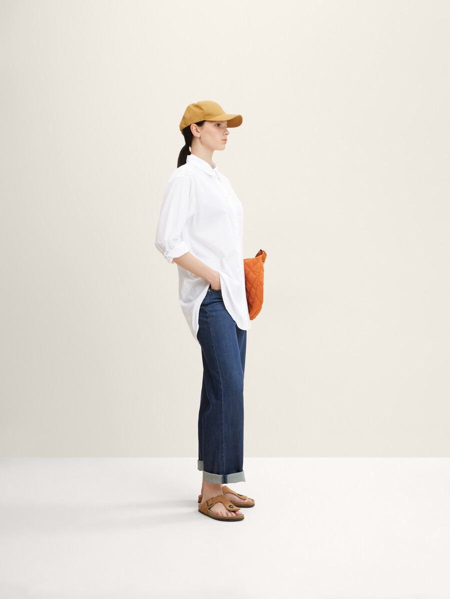 camisa larga con bolsillo en el pecho