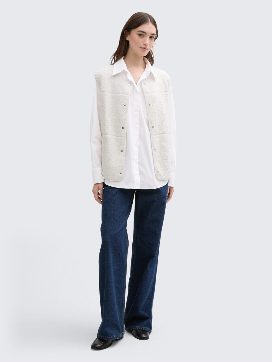 blusa camisera oversize con bolsillo en el pecho
