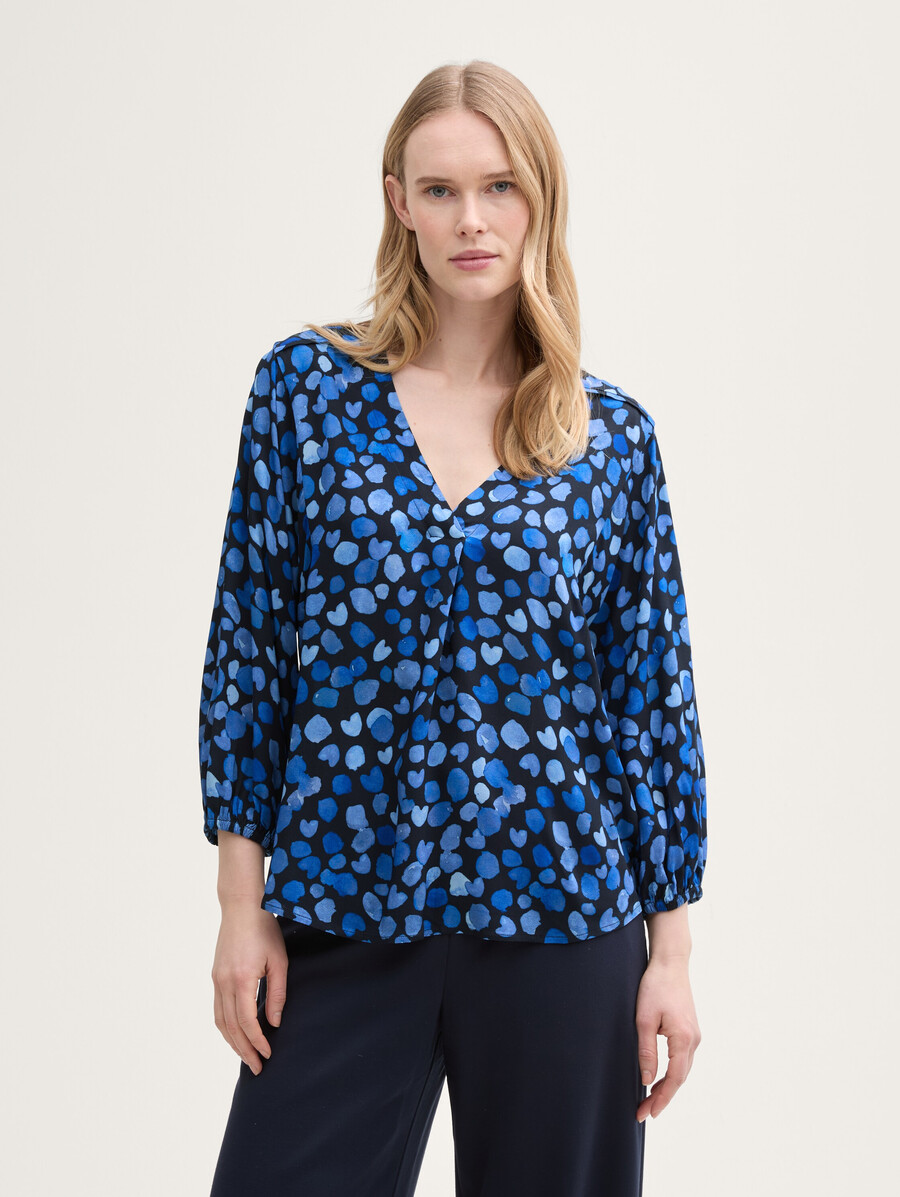 blusa con escote en v
