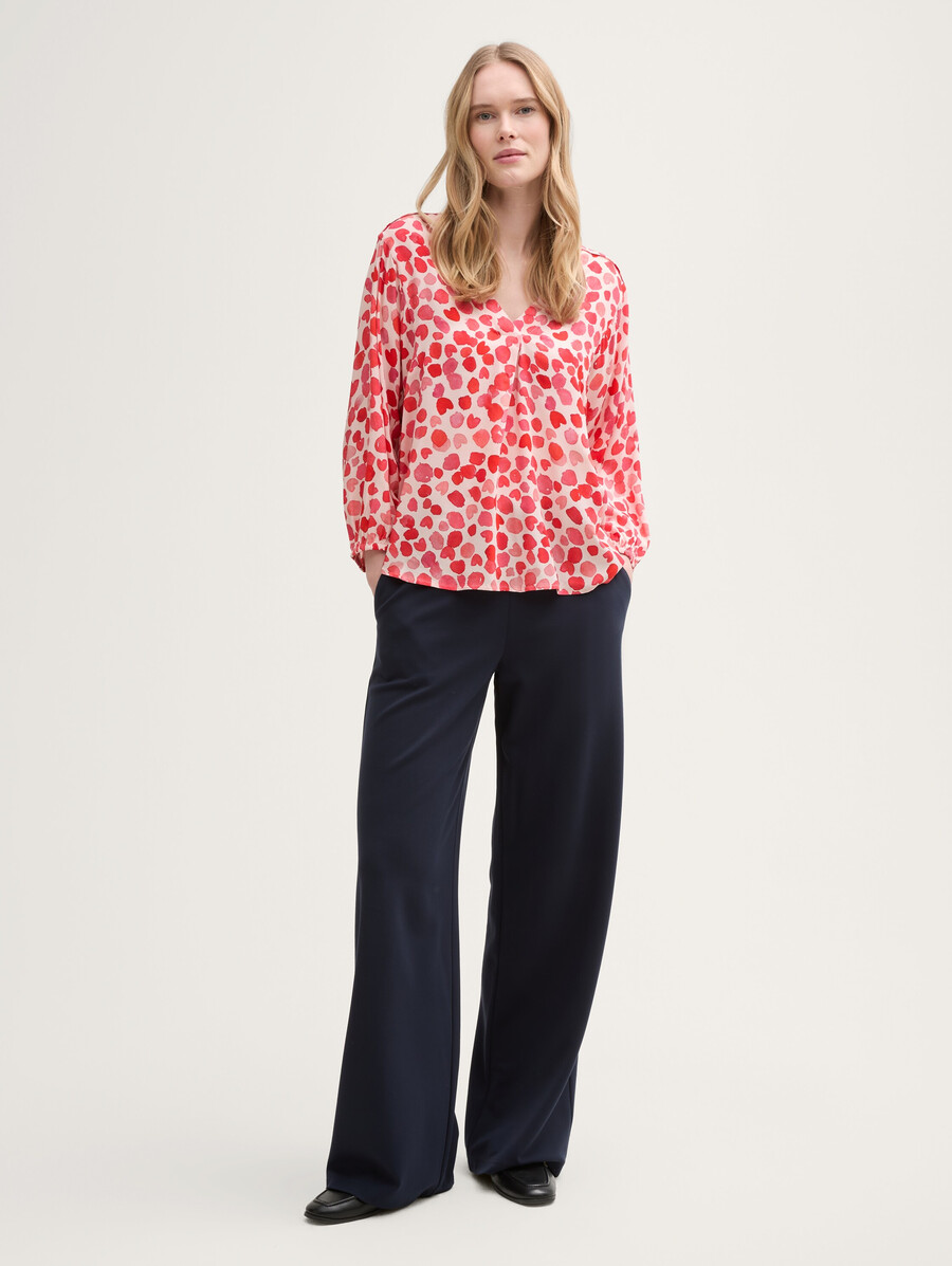 blusa con escote en v