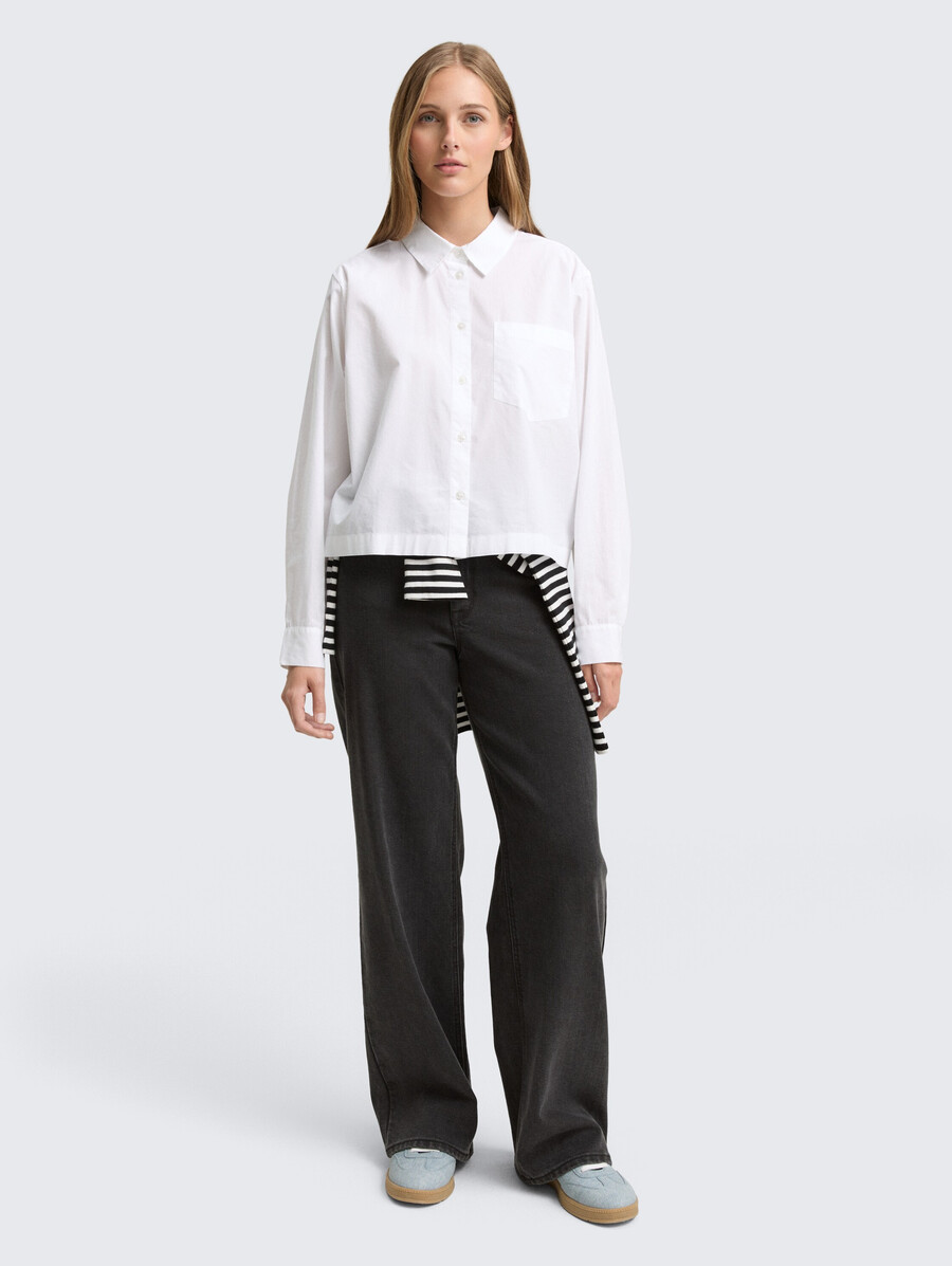 blusa camisera de corte cuadrado con bolsillo en el pecho