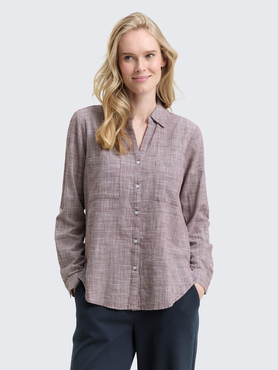 blusa con bolsillos en el pecho