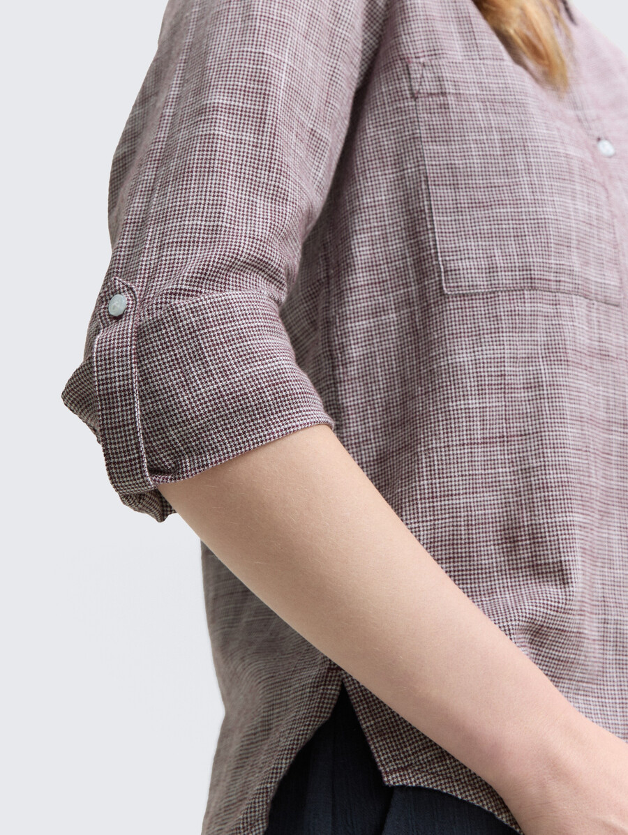 blusa con bolsillos en el pecho