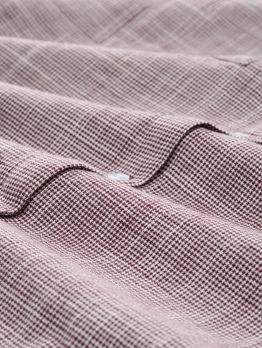 blusa con bolsillos en el pecho