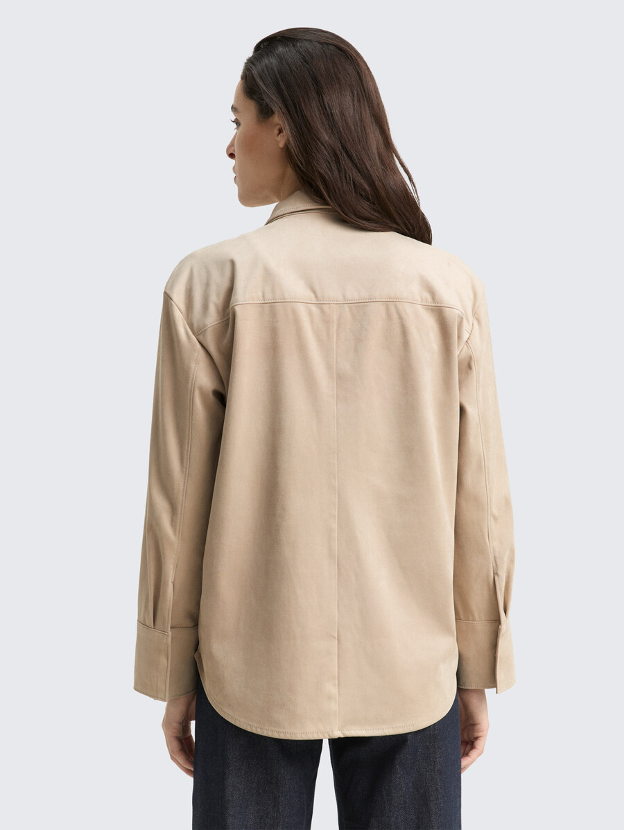 sobrecamisa con efecto ante