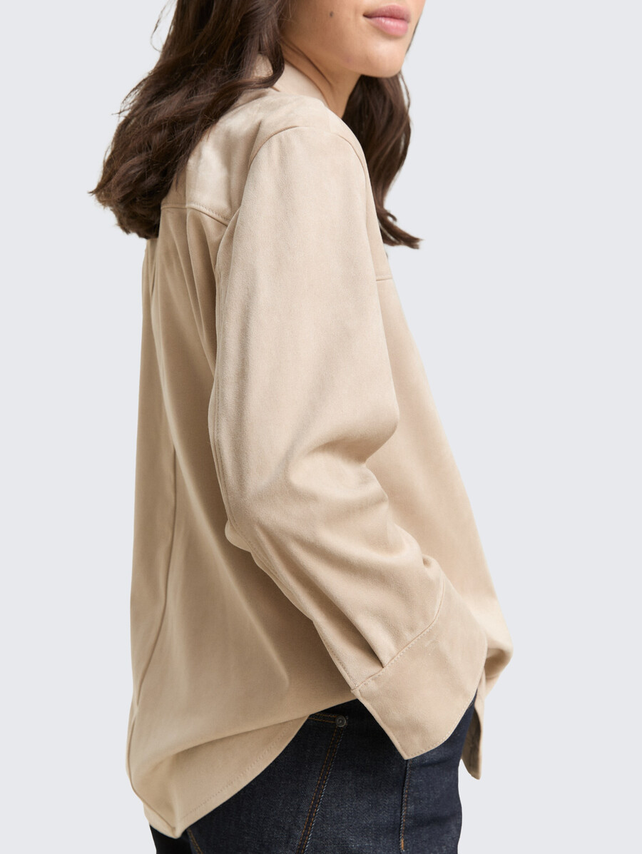 sobrecamisa con efecto ante