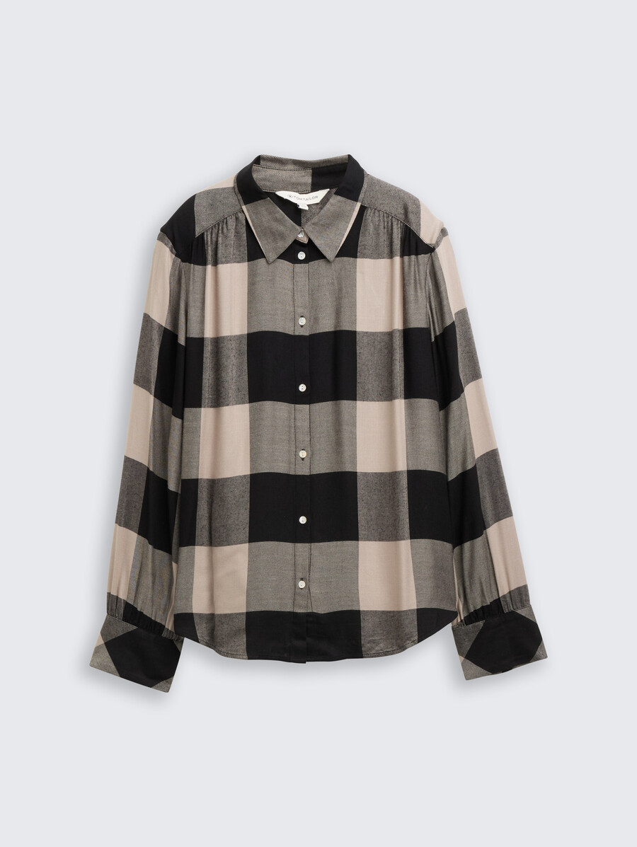 blusa camisera con estampado de cuadros