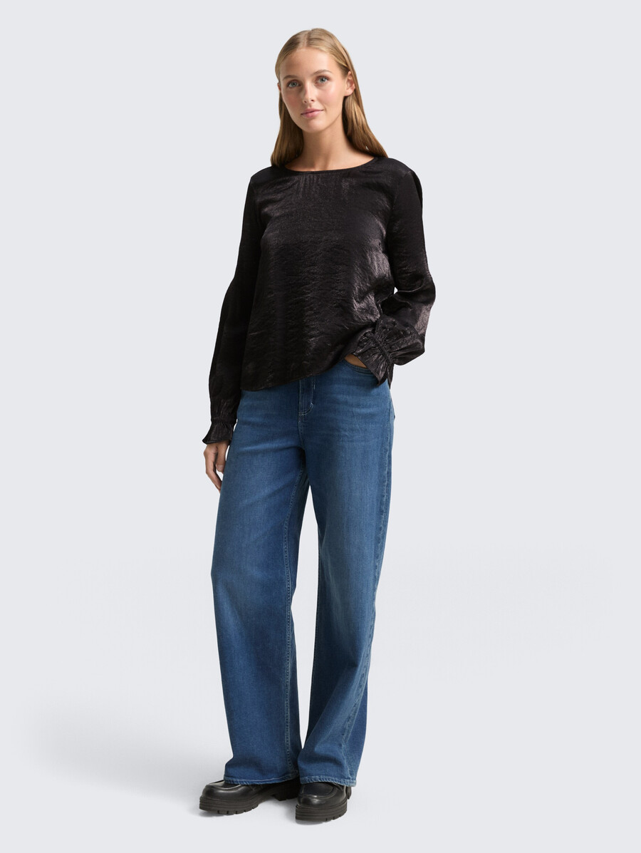 blusa holgada con efecto satén