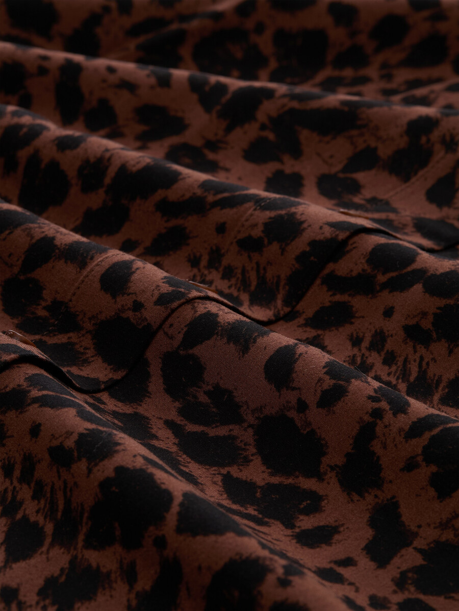 talla grande - blusa con estampado de leopardo