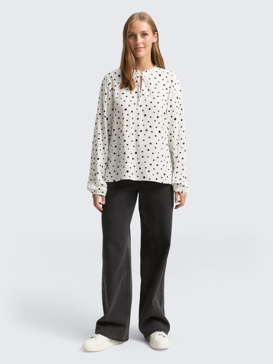 blusa con estampado de lunares