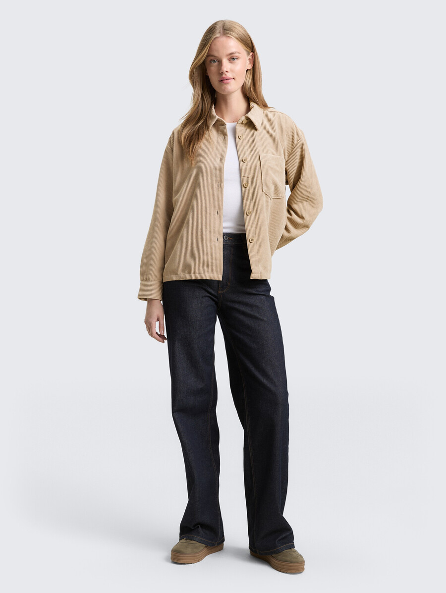 blusa de pana de corte cuadrado