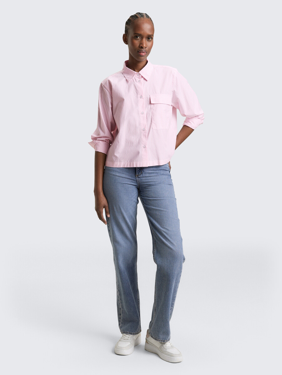 blusa de algodón de corte cuadrado