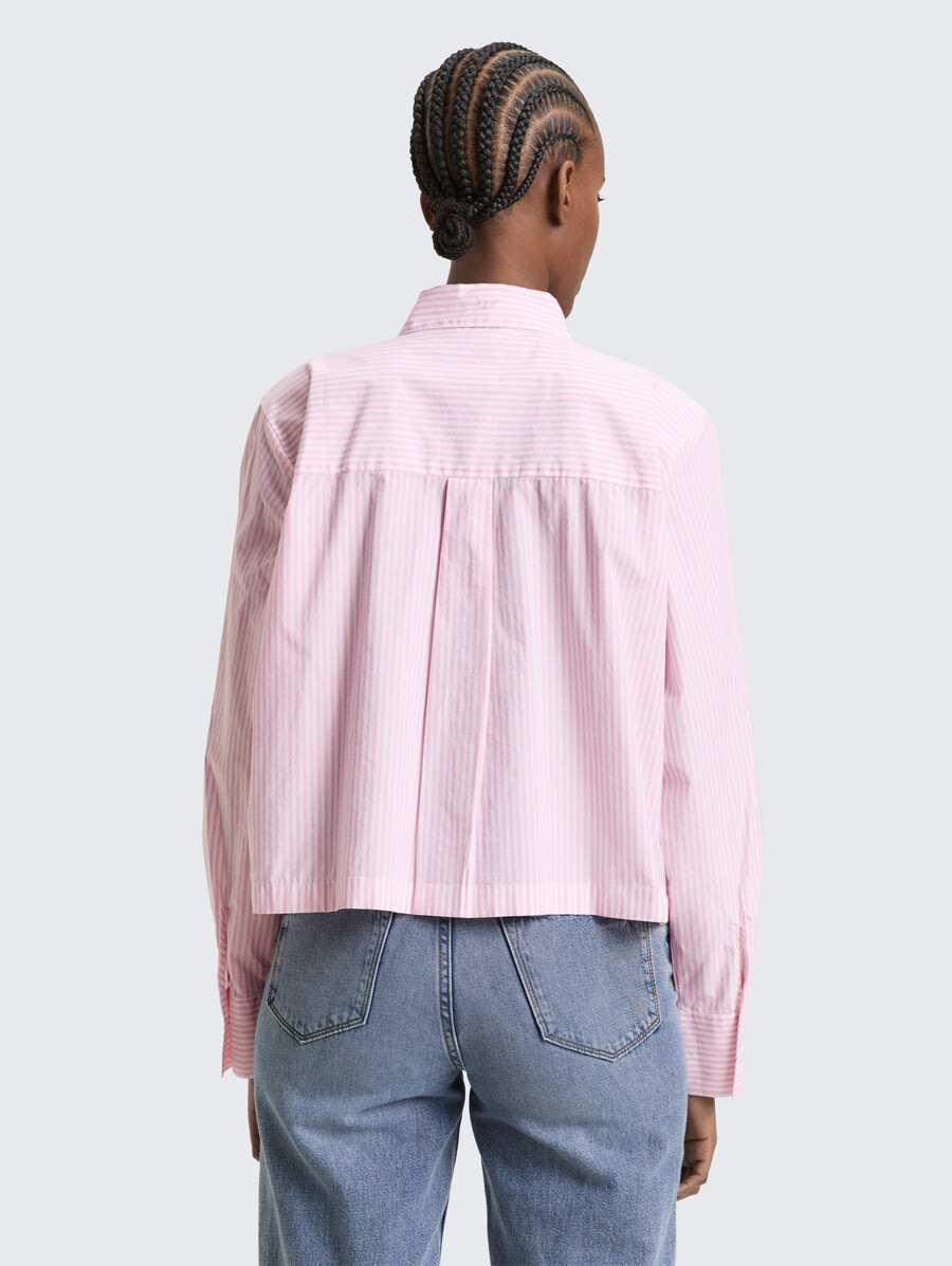 blusa de algodón de corte cuadrado