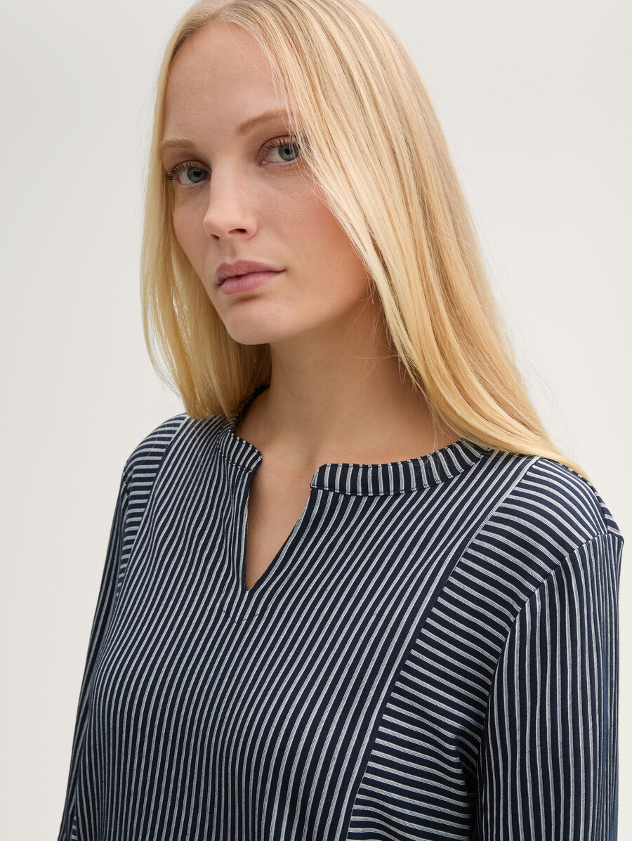 blusa con estampado de rayas