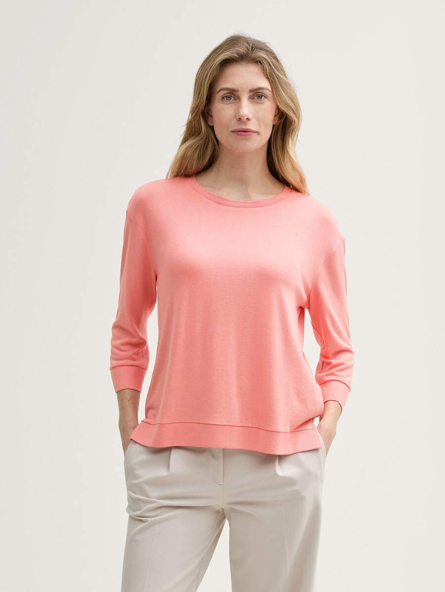 camisa de manga larga con escote redondo