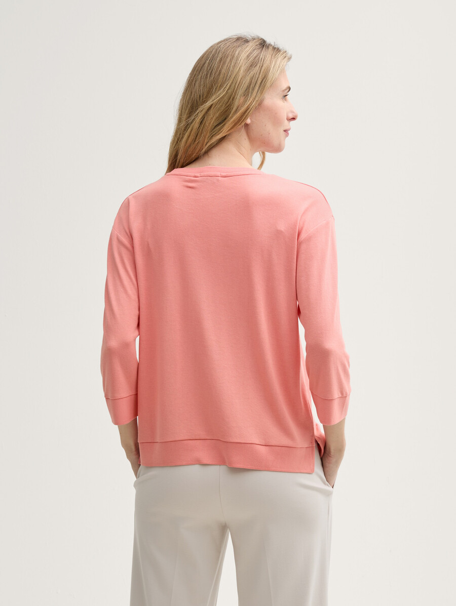 camisa de manga larga con escote redondo