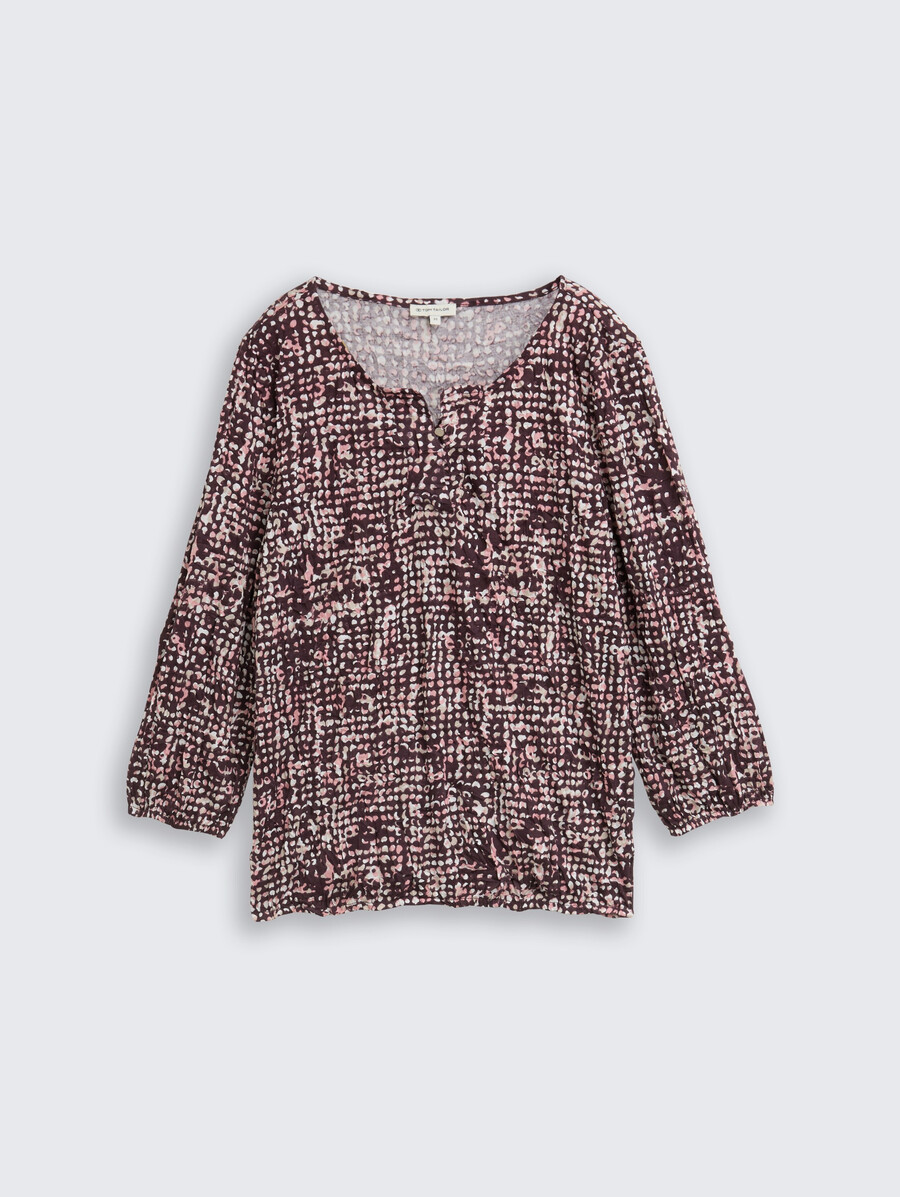 camisa blusa arrugada con estampado