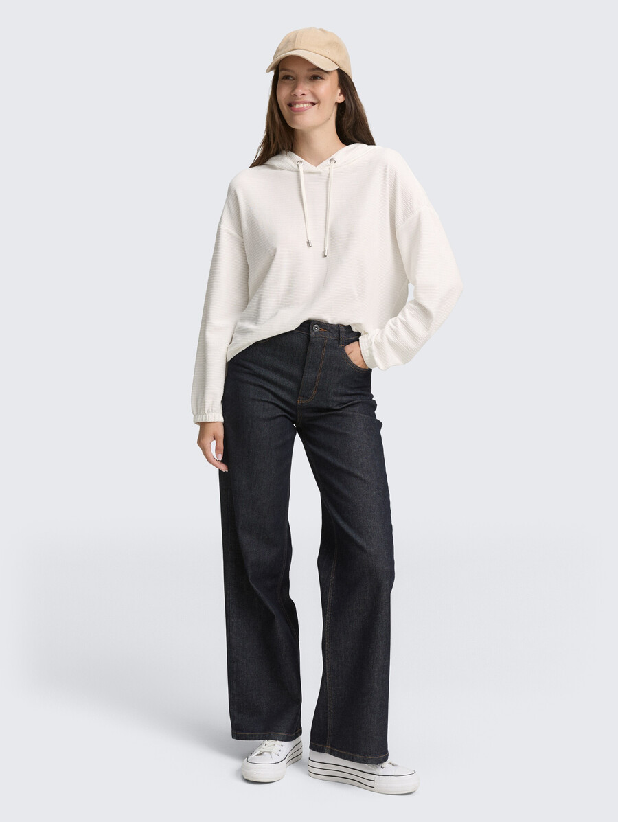 camisa de manga larga con capucha