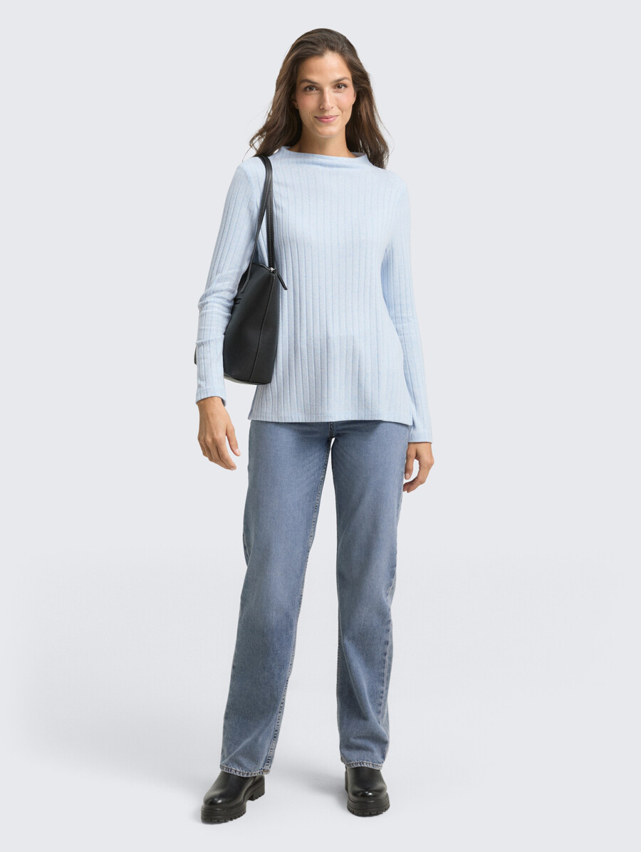 camisa acogedora de manga larga con cuello alto