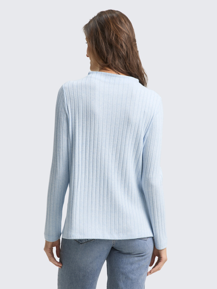 camisa acogedora de manga larga con cuello alto