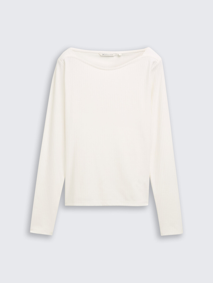 camisa de manga larga de corte entallado con cuello barco