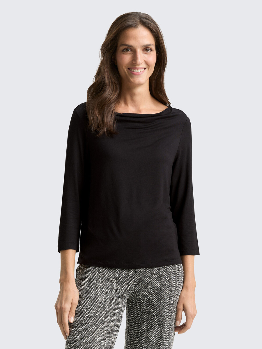 camisa de manga larga con cuello vuelto