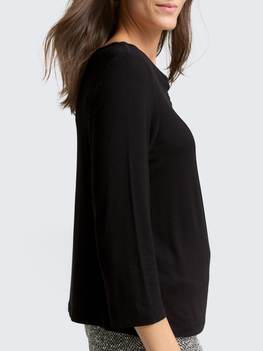 camisa de manga larga con cuello vuelto