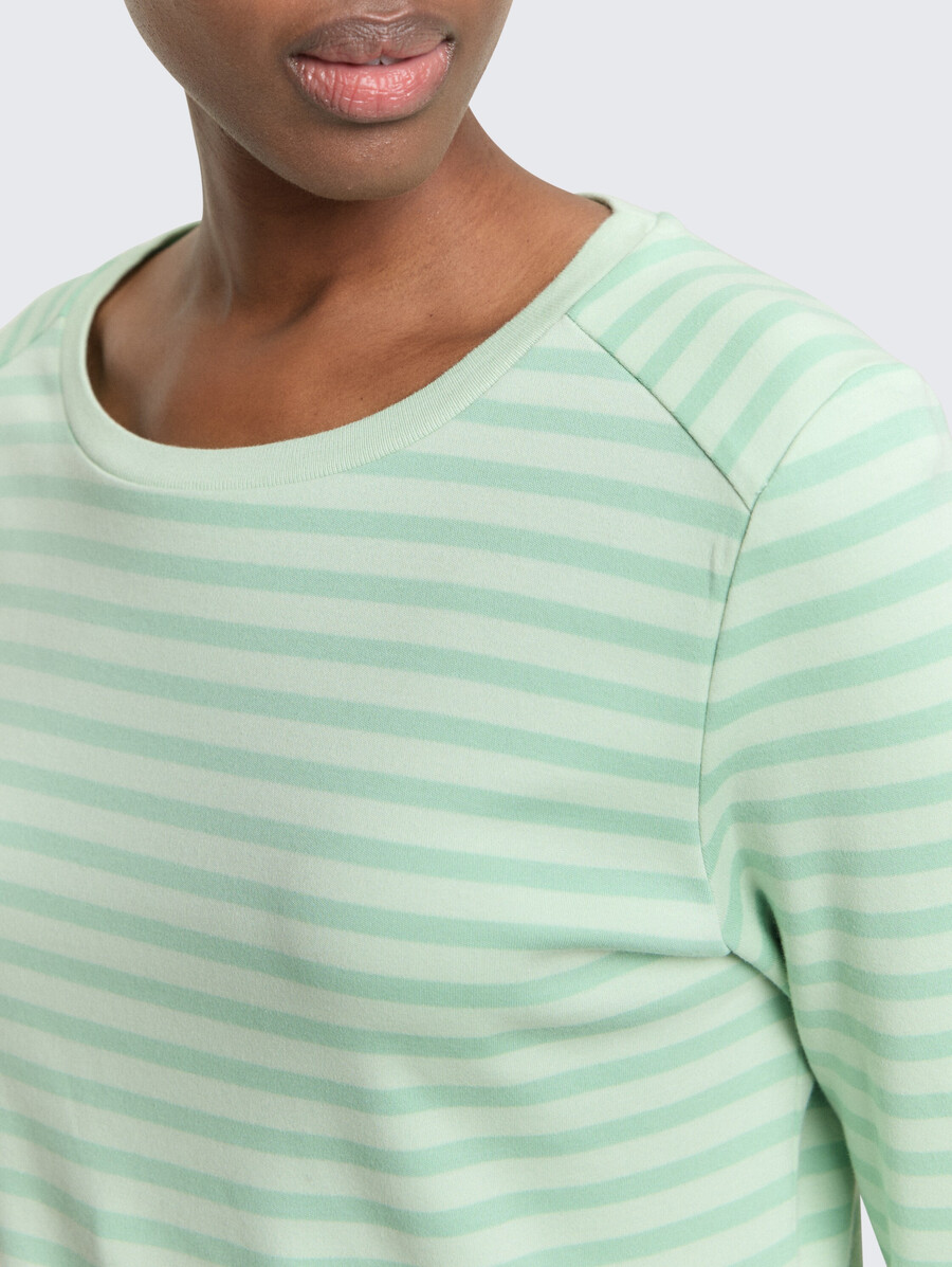 camisa de manga larga con estampado de rayas