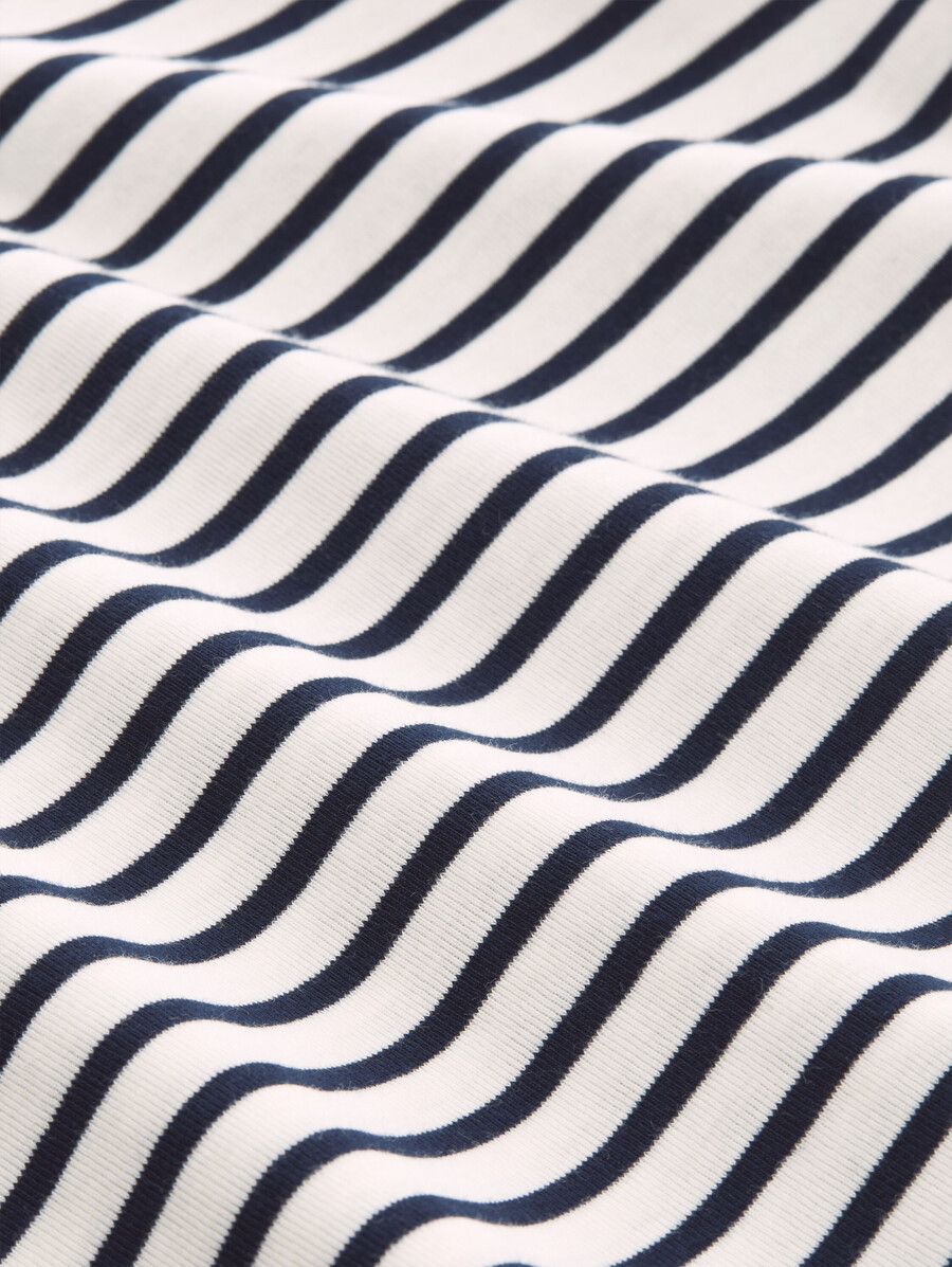 camisa de manga larga con estampado de rayas