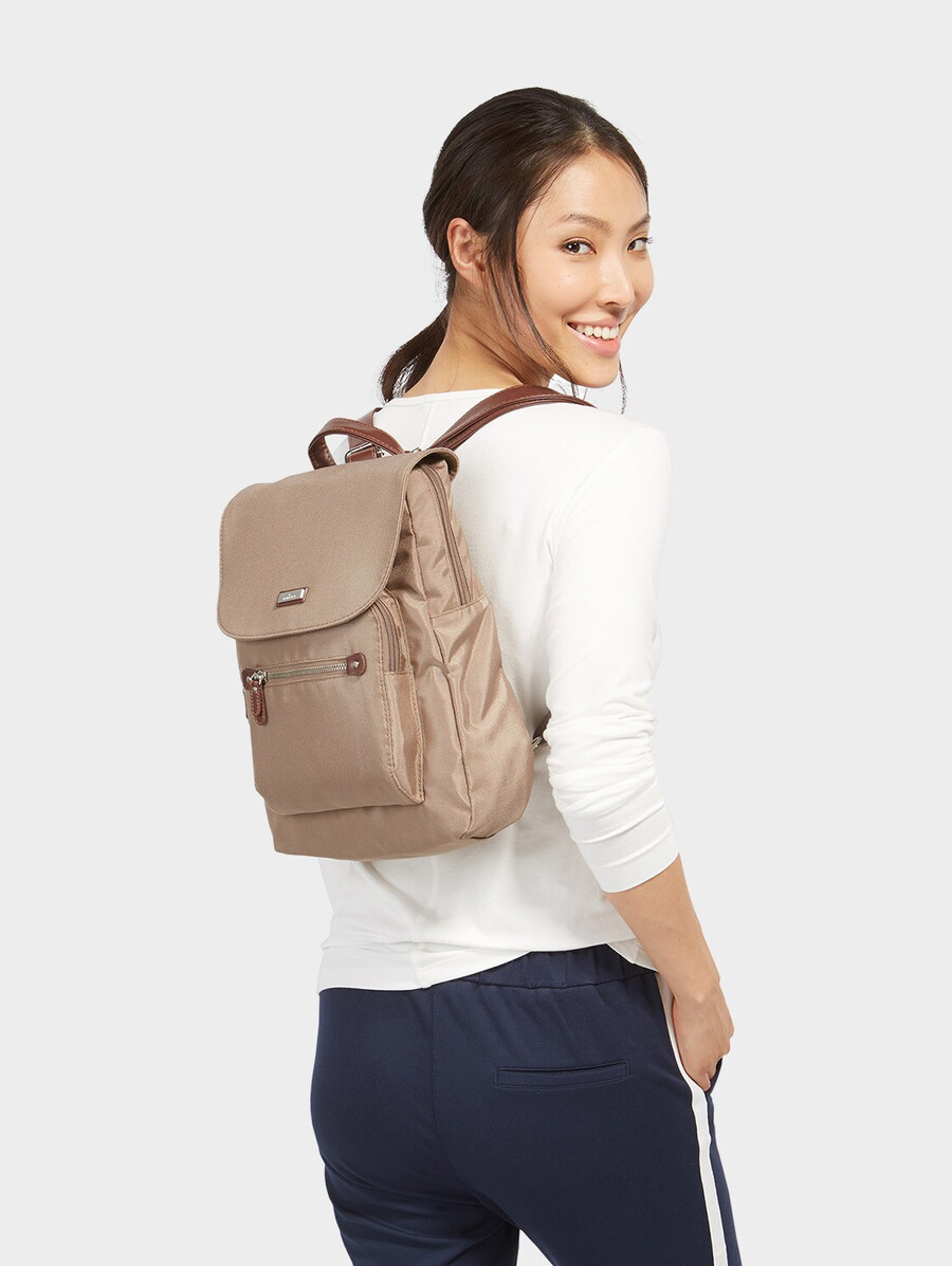 mochila ttrina