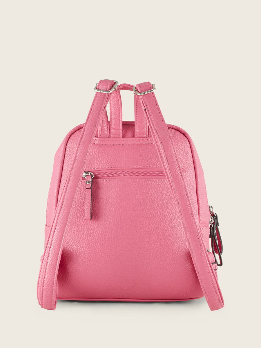 mochila tttinna s con pequeño logotipo en relieve
