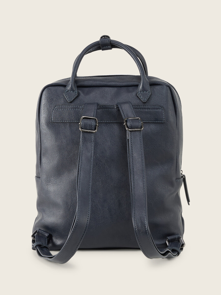mochila ttgia l fabricada en piel sintética