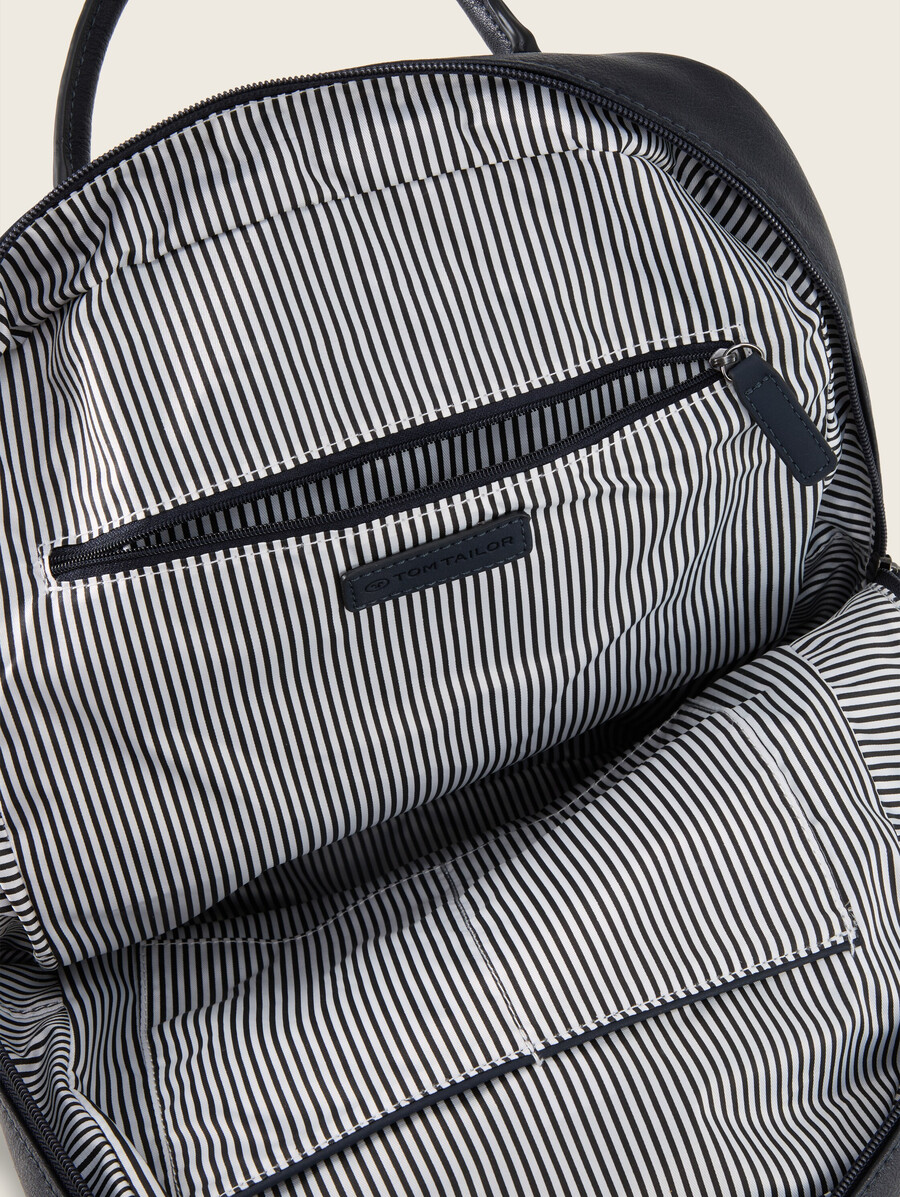 mochila ttgia l fabricada en piel sintética