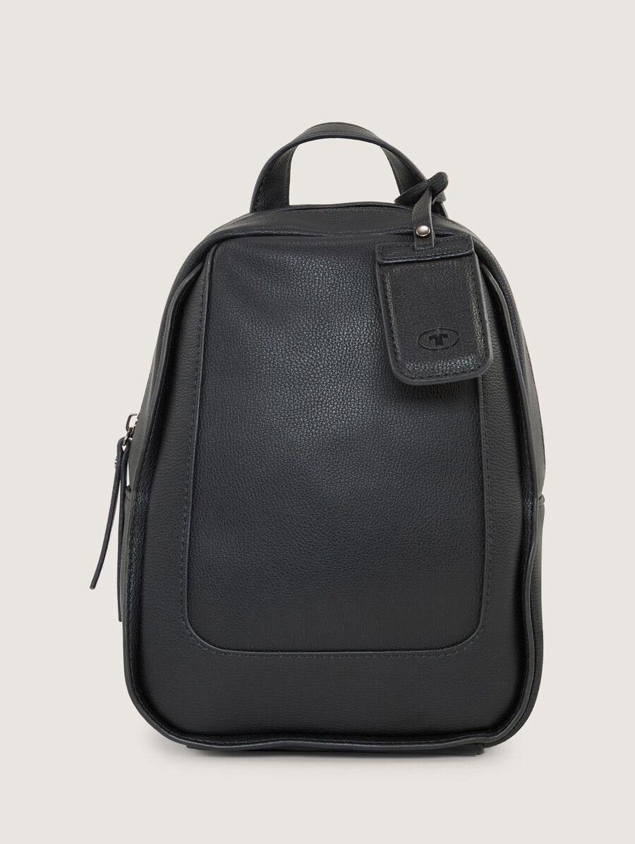 mochila ttadela con colgante