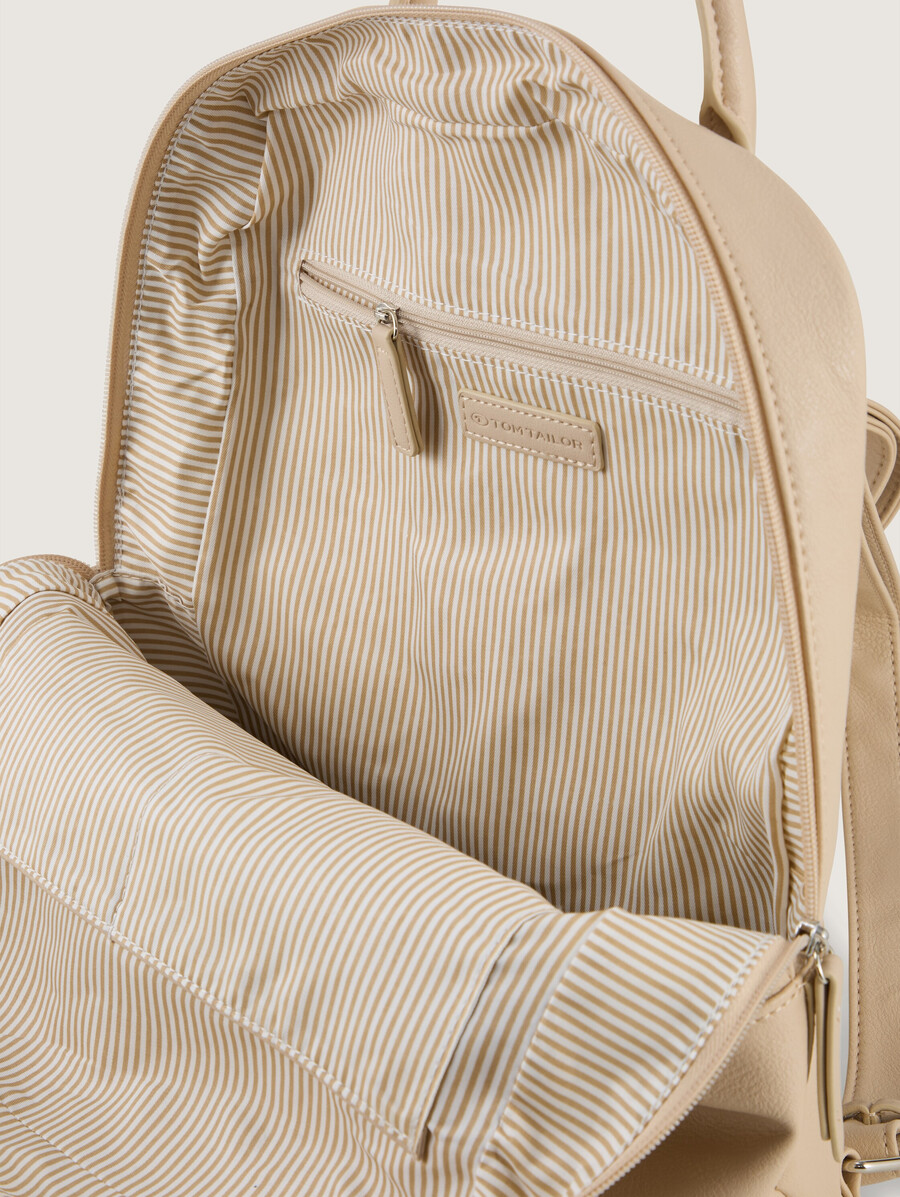 mochila ttgia l fabricada en piel sintética