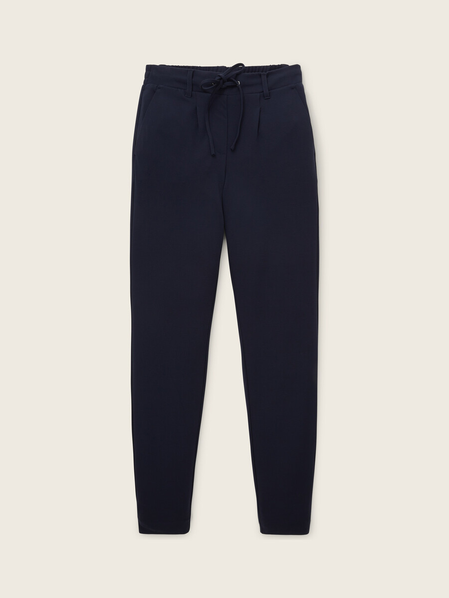 pantalones de material casual