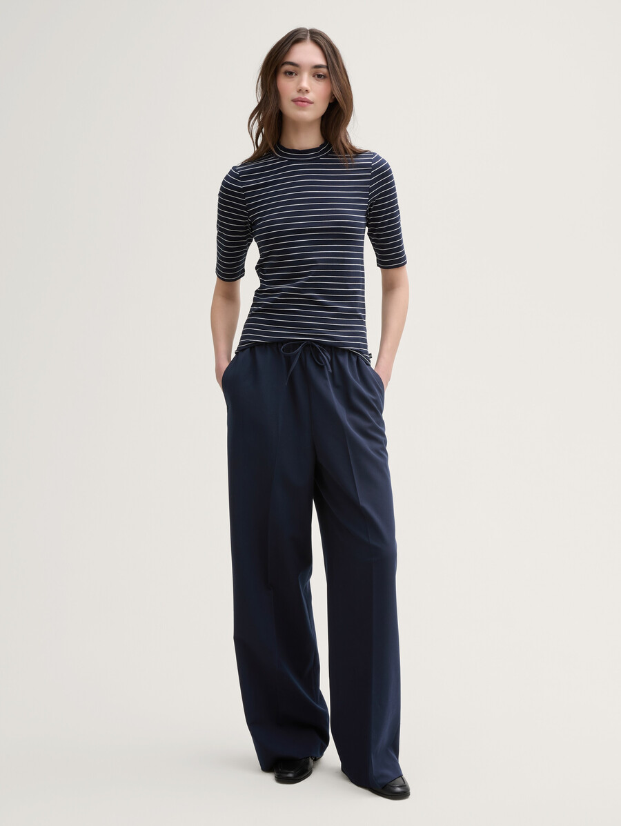 pantalones de pierna ancha