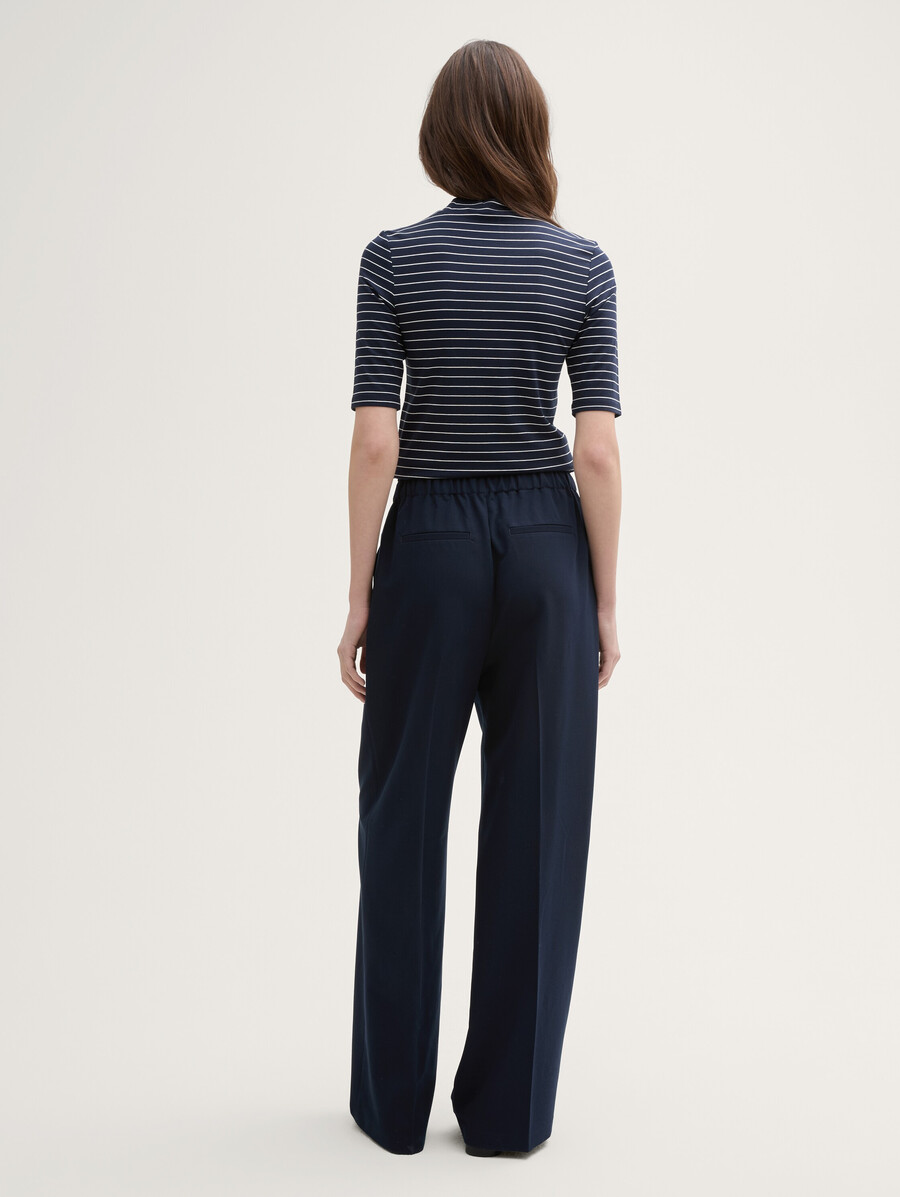 pantalones de pierna ancha