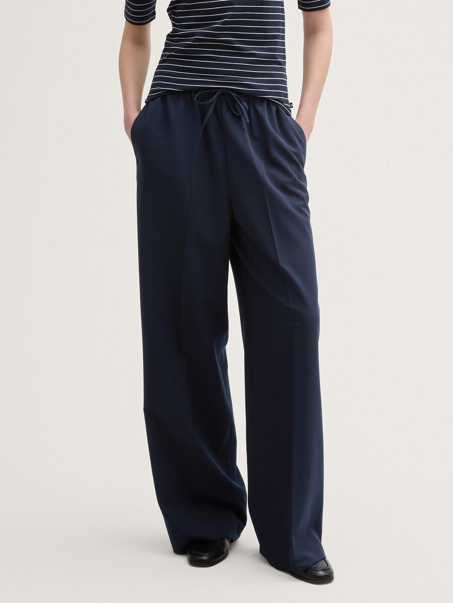 pantalones de pierna ancha