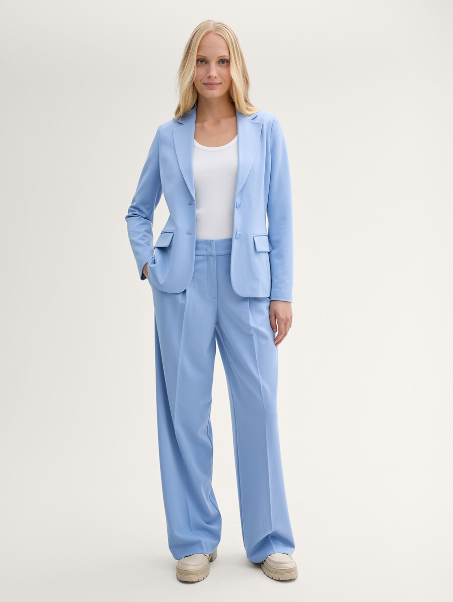 pantalones anchos lea