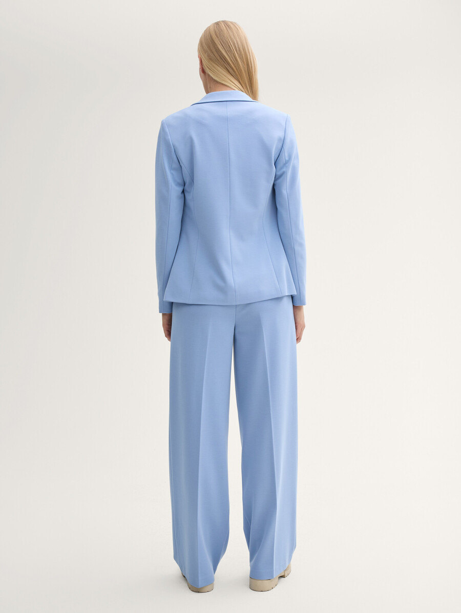 pantalones anchos lea