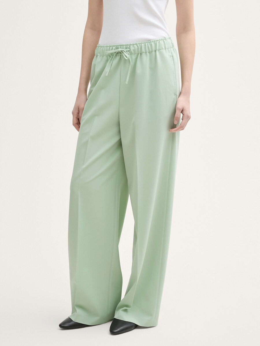 pantalones de pierna ancha