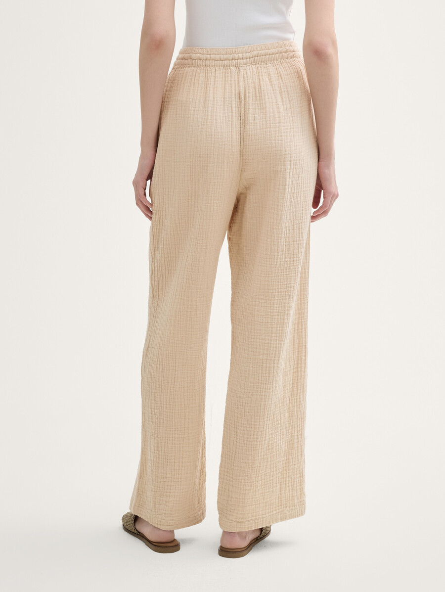 pantalones rectos de muselina
