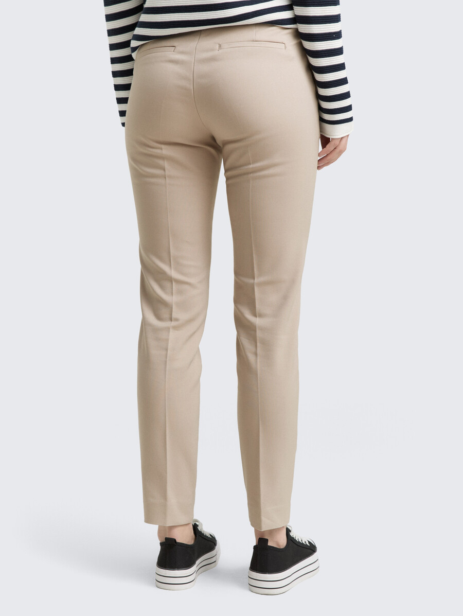 pantalones ajustados ttmia