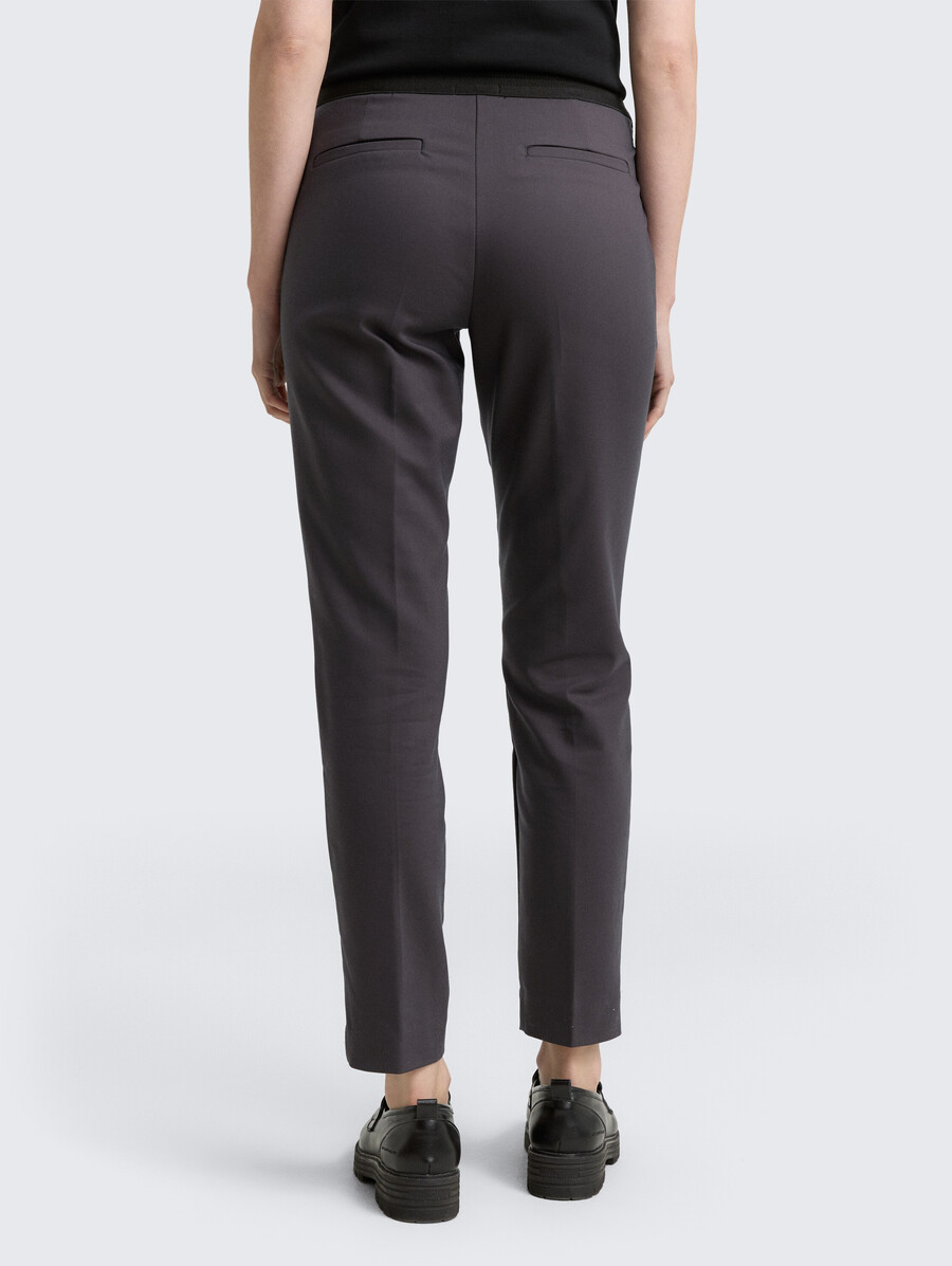 pantalones ajustados ttmia
