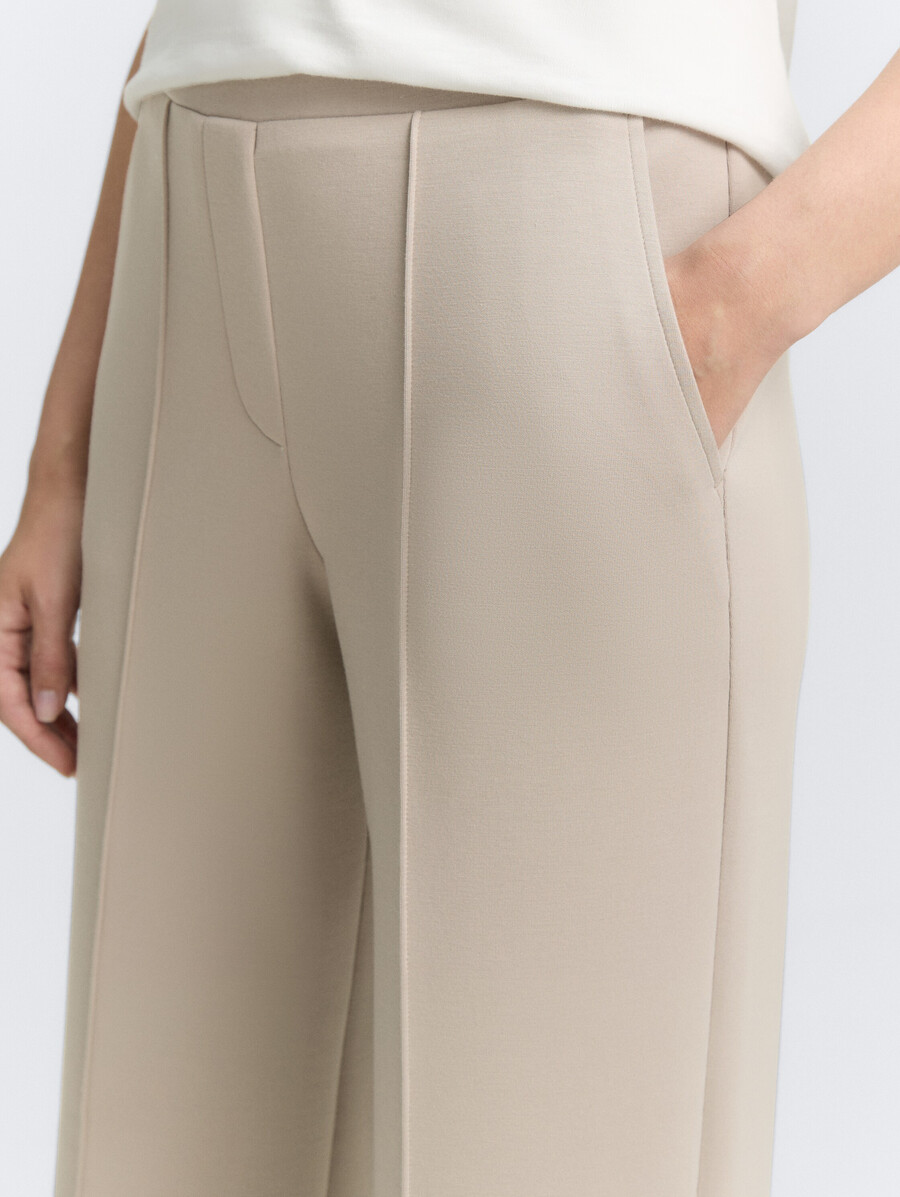 pantalones de buceo rectos y holgados