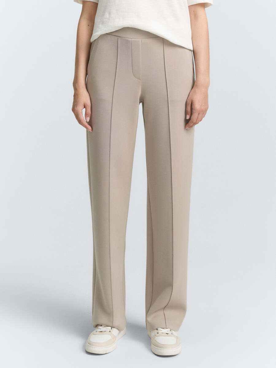 pantalones de buceo rectos y holgados