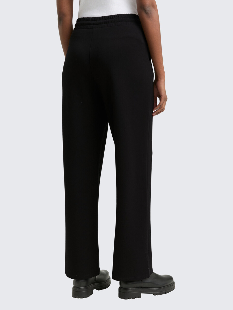 pantalones rectos de buceo